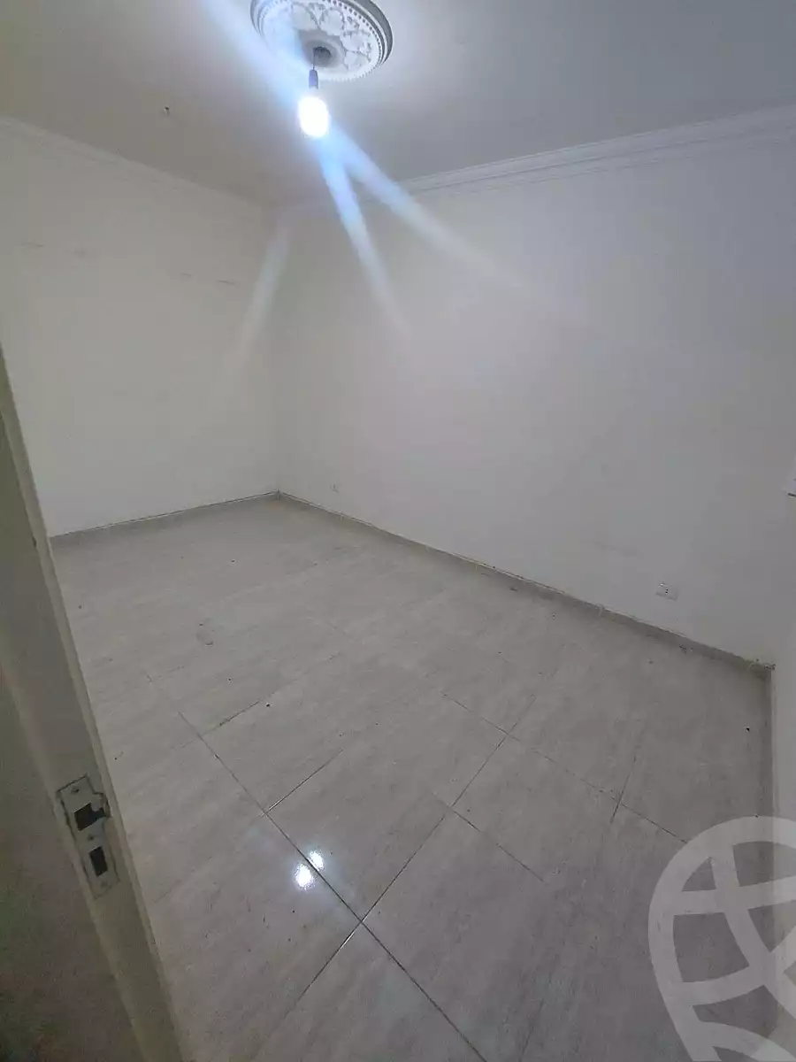 https://aqarmap.com.eg/ar/listing/6654796-for-rent-cairo-helwan-el-shareaa-el-sharby-st