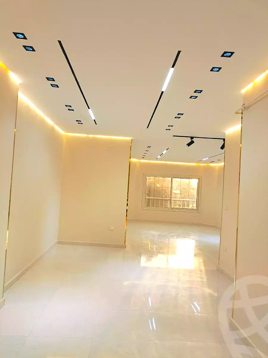 https://aqarmap.com.eg/ar/listing/6655299-for-sale-cairo-el-haram-shareaa-khatem-el-morsalen