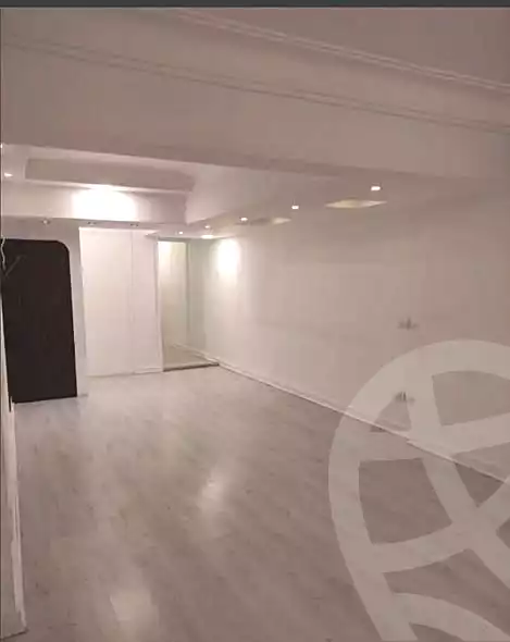 https://aqarmap.com.eg/ar/listing/6655383-for-rent-alexandria-ganaklis-shr-bw-qyr-tryq-lhry