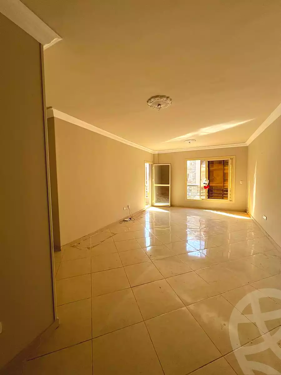https://aqarmap.com.eg/ar/listing/6655590-for-sale-cairo-el-sheikh-zayed-city-el-hay-el-thany-ashaer