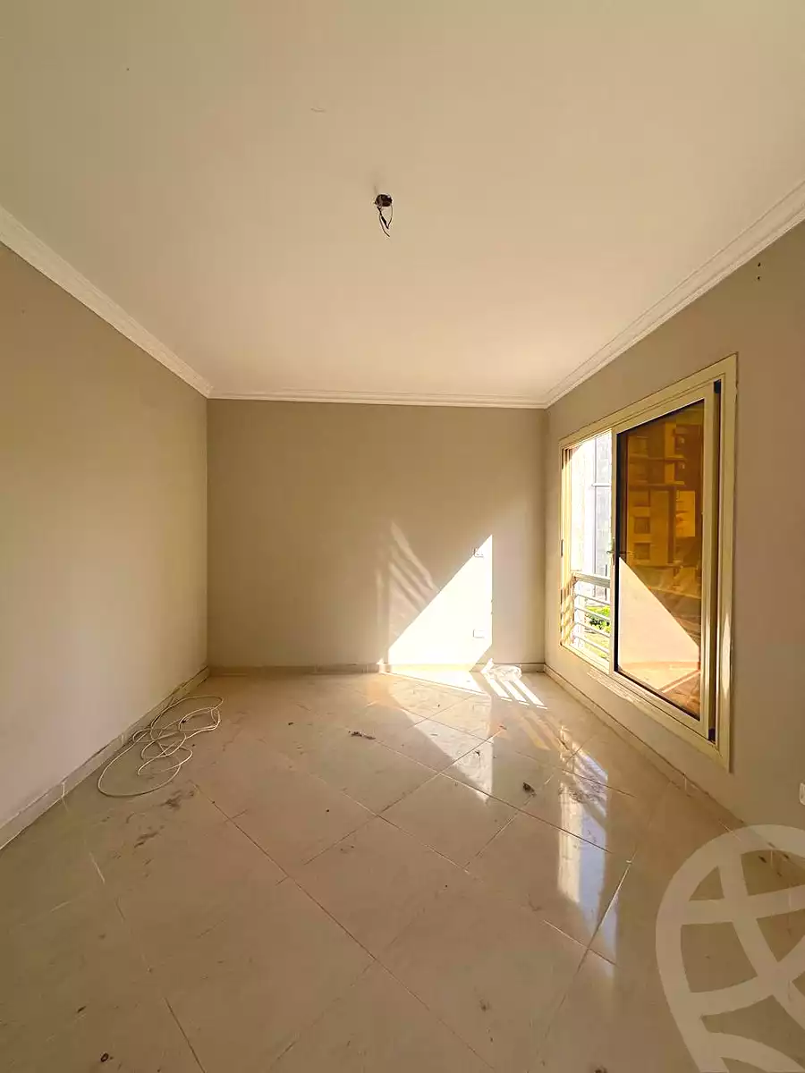 https://aqarmap.com.eg/ar/listing/6655590-for-sale-cairo-el-sheikh-zayed-city-el-hay-el-thany-ashaer
