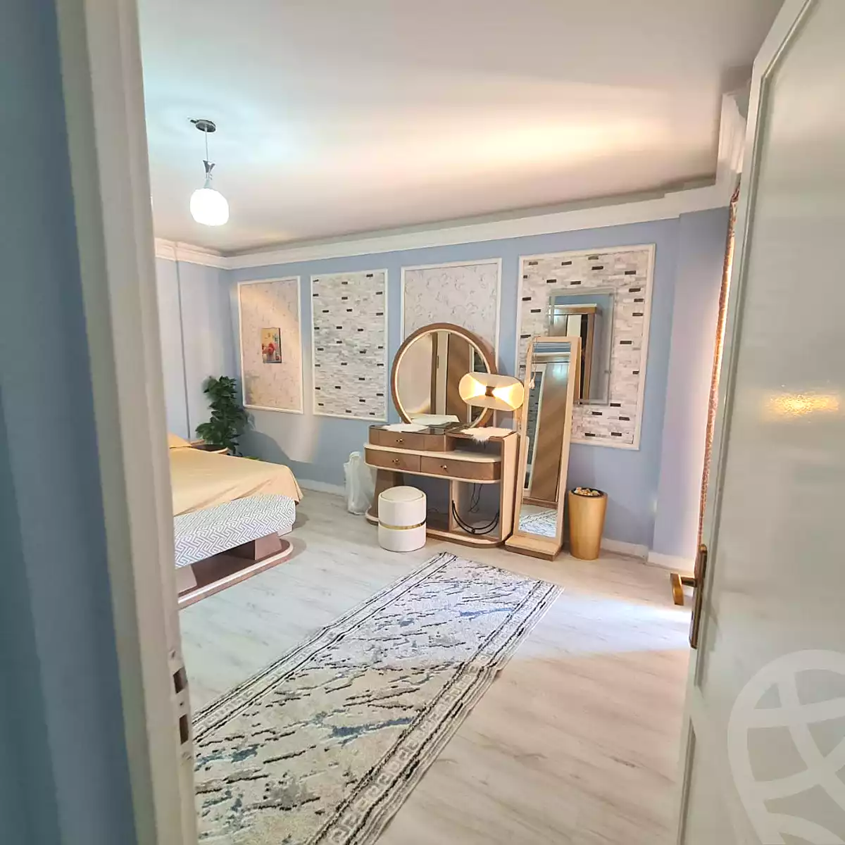 https://aqarmap.com.eg/en/listing/6655588-for-rent-cairo-new-cairo-lrhb-city-phase-1-youssef-el-sebaey-st