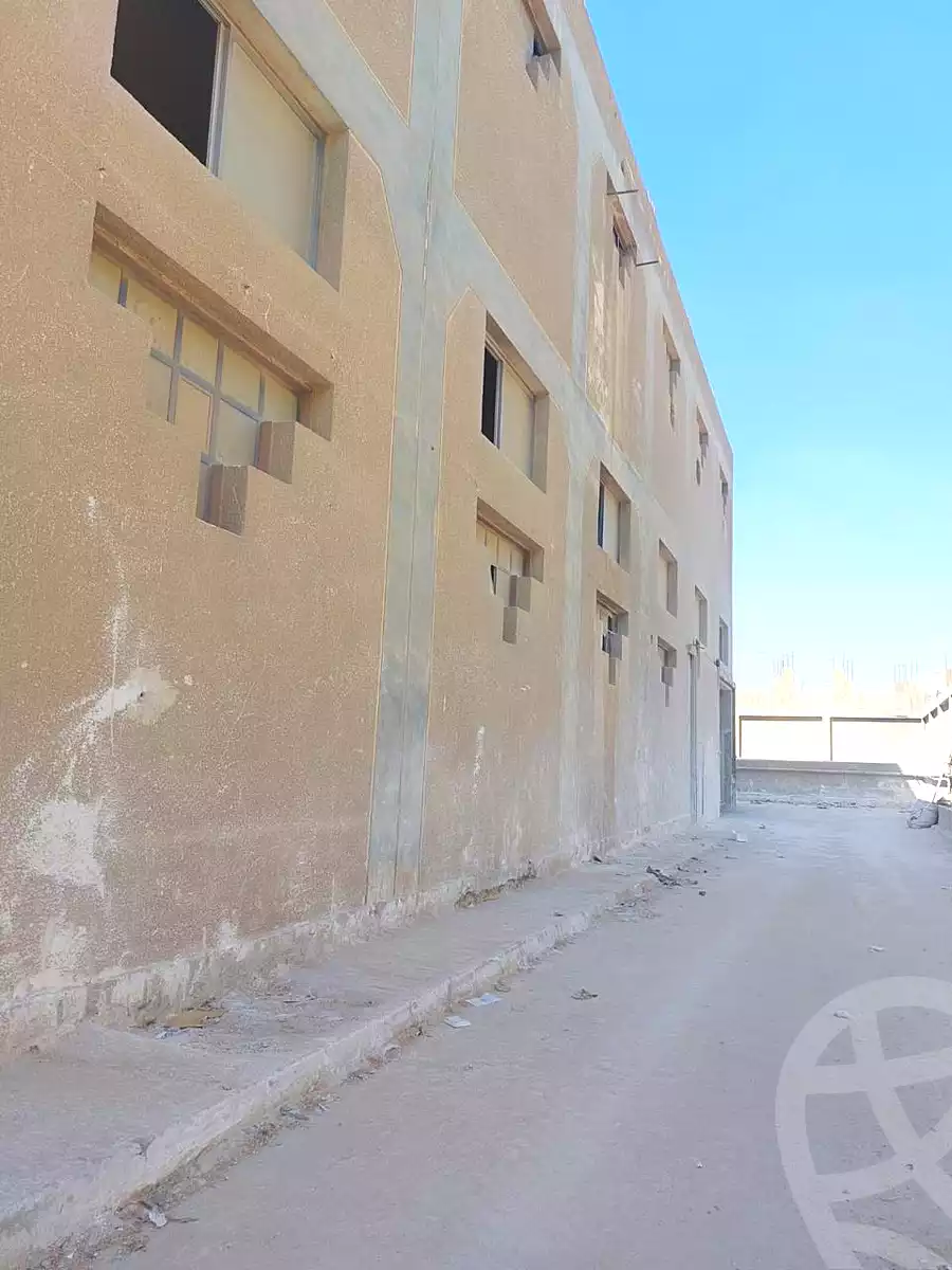 https://aqarmap.com.eg/ar/listing/6655687-for-sale-cairo-al-oubour-el-manateq-el-snaaya-first-industrial-zone