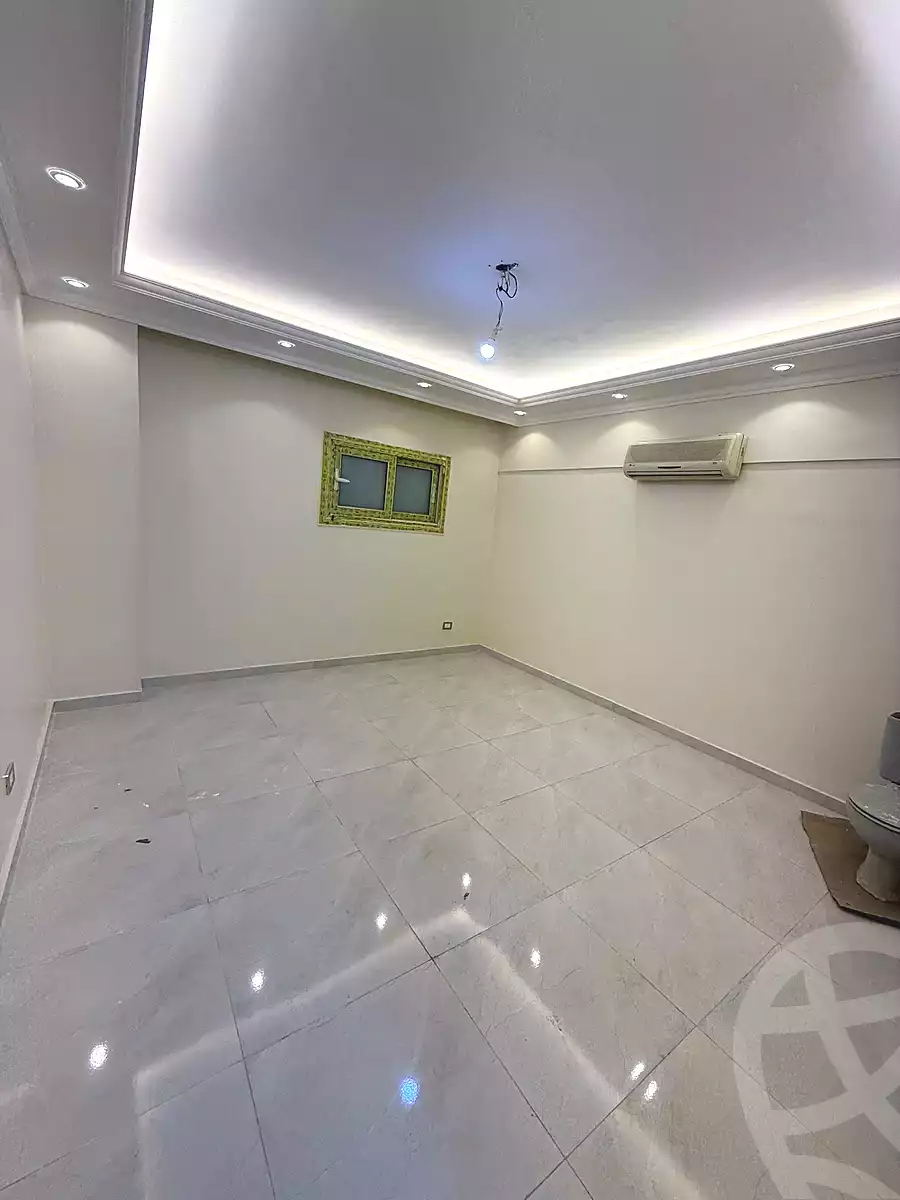 https://aqarmap.com.eg/ar/listing/6656293-for-sale-alexandria-sydy-bshr-sydy-bshr-bhry-gamal-abd-el-nasir-st