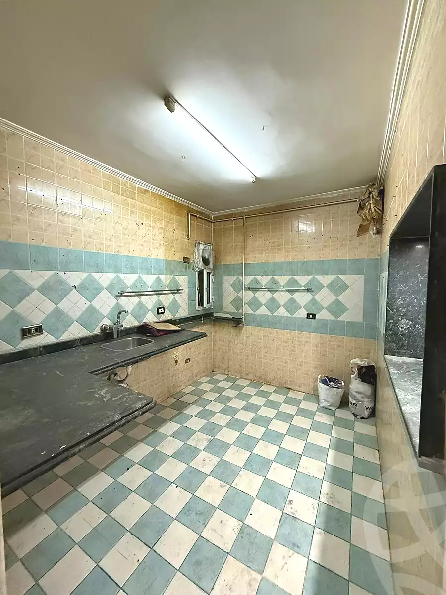https://aqarmap.com.eg/en/listing/6656365-for-sale-alexandria-sydy-bshr-sydy-bshr-bhry-gamal-abd-el-nasir-st