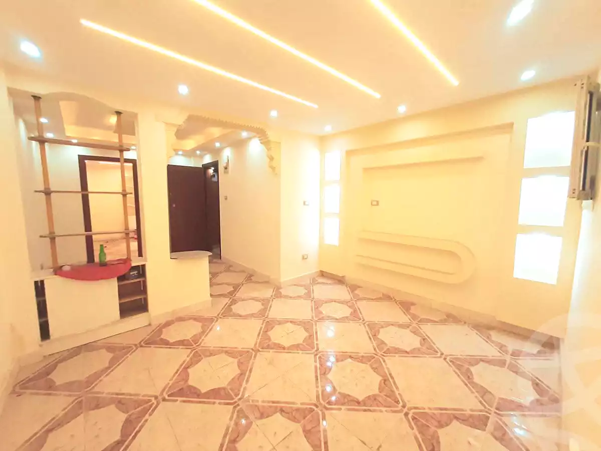 https://aqarmap.com.eg/en/listing/6656595-for-sale-alexandria-ganaklis