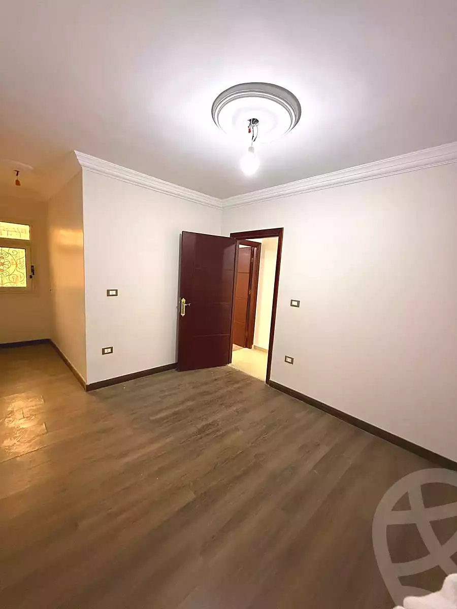 https://aqarmap.com.eg/en/listing/6656743-for-sale-alexandria-el-mandara-alex-el-mandara-bahri