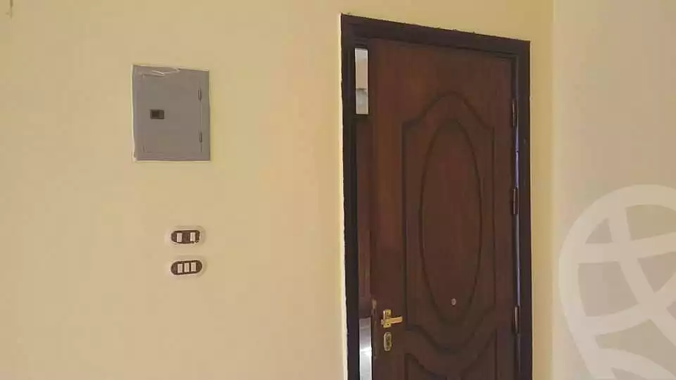 https://aqarmap.com.eg/ar/listing/6656899-for-sale-cairo-helwan-helwan-el-sharkeya-saleh-sobhy-st