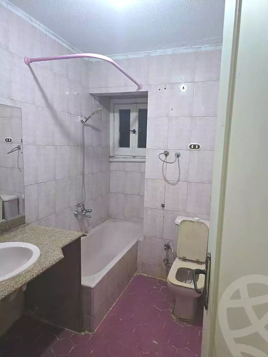 https://aqarmap.com.eg/en/listing/6657414-for-sale-alexandria-el-mandara-al-mahdaoi-st