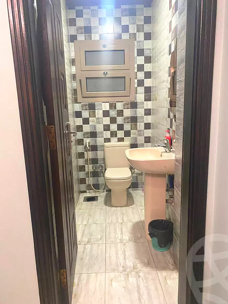 https://aqarmap.com.eg/ar/listing/6657501-for-sale-cairo-helwan-helwan-el-sharkeya-mostafa-safwat-st