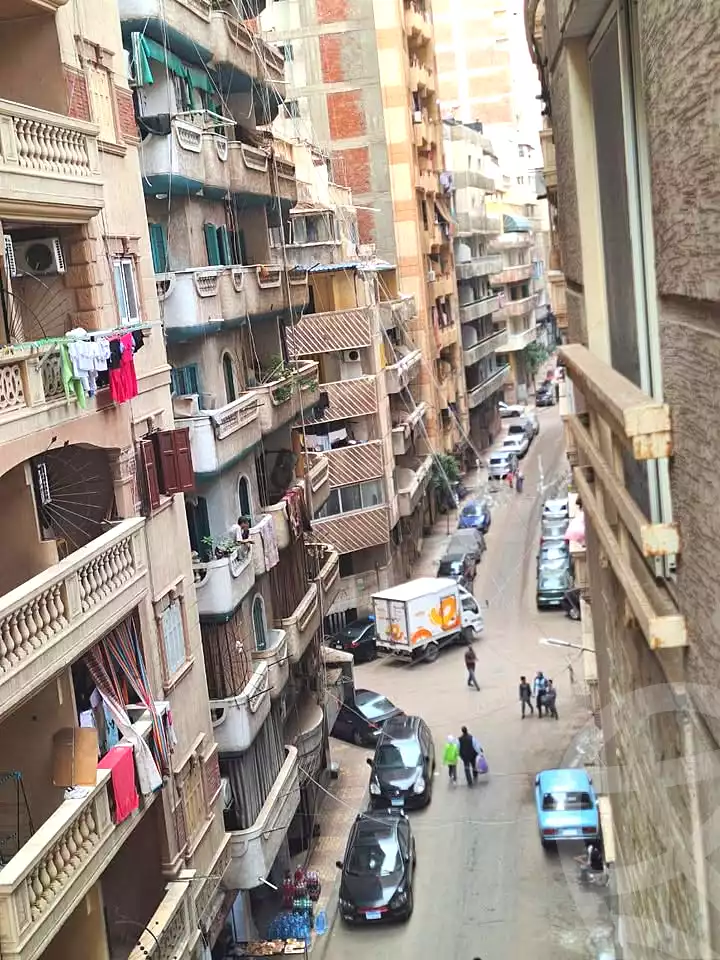 https://aqarmap.com.eg/ar/listing/6657811-for-sale-alexandria-el-asafra-l-sfr-bhry