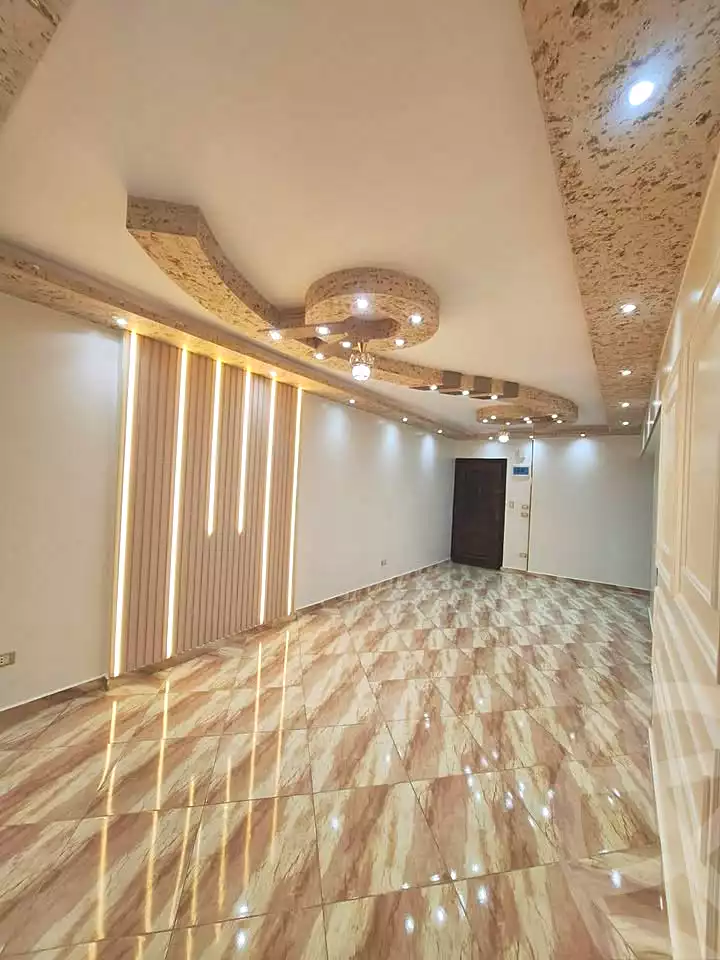 https://aqarmap.com.eg/ar/listing/6657811-for-sale-alexandria-el-asafra-l-sfr-bhry