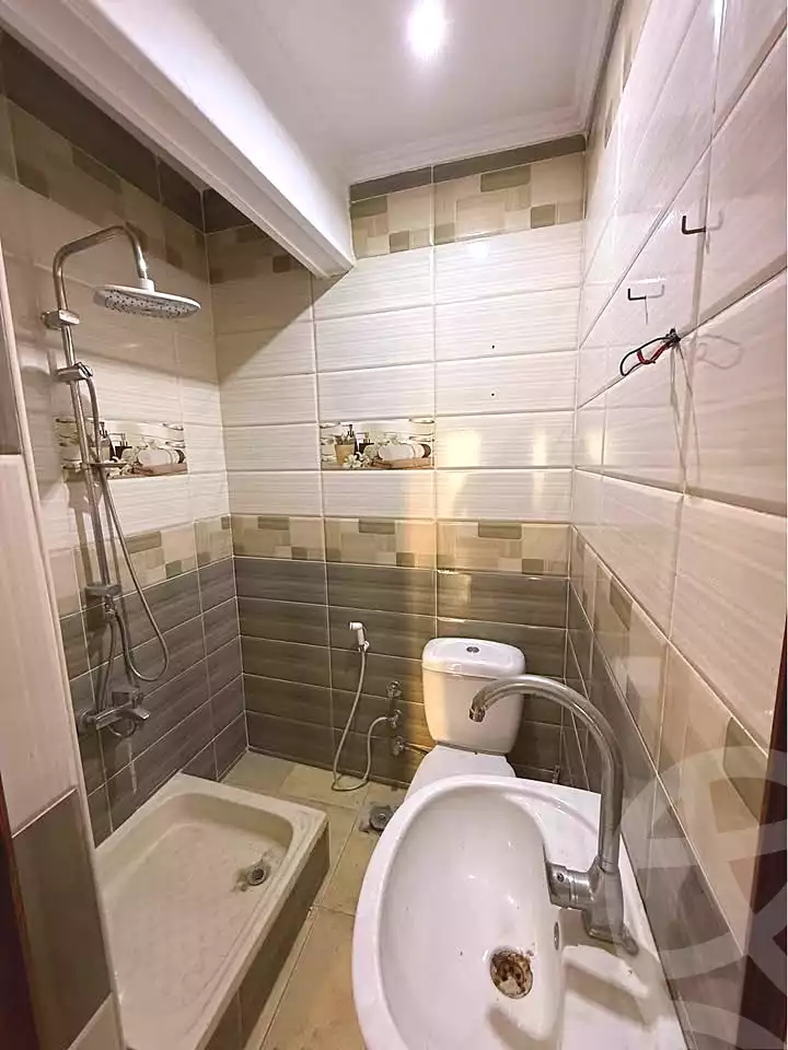 https://aqarmap.com.eg/ar/listing/6657980-for-sale-alexandria-sydy-bshr-sydy-bshr-bhry-gamal-abd-el-nasir-st