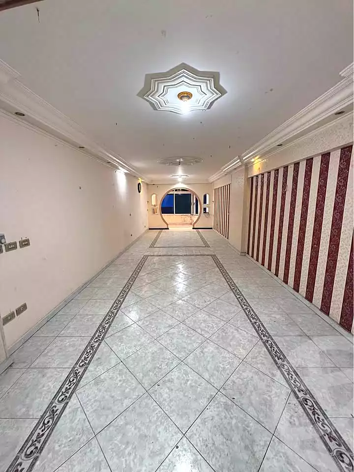 https://aqarmap.com.eg/ar/listing/6658093-for-sale-alexandria-sydy-bshr-sydy-bshr-bhry-gamal-abd-el-nasir-st