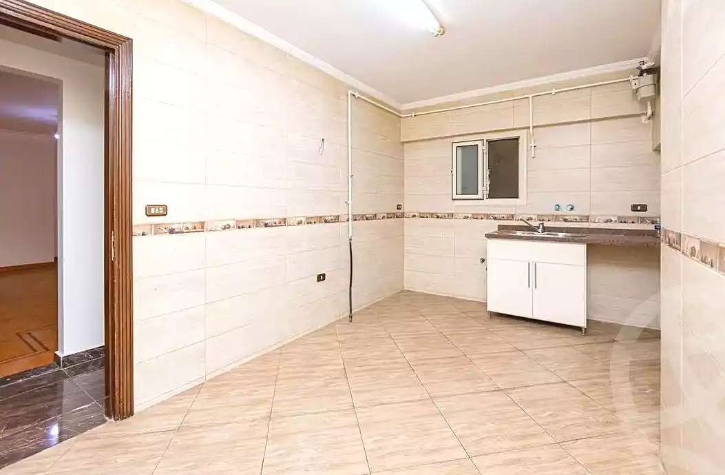https://aqarmap.com.eg/en/listing/6658572-for-sale-alexandria-ganaklis-shr-bw-qyr-tryq-lhry
