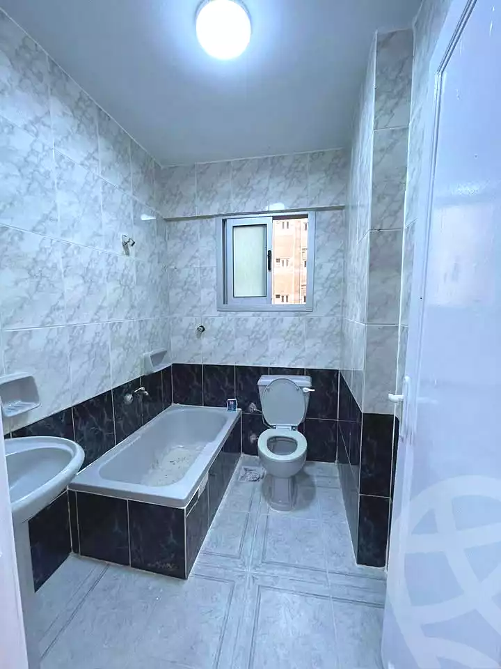 https://aqarmap.com.eg/ar/listing/6658576-for-sale-alexandria-l-jmy-shataa-el-nakheel