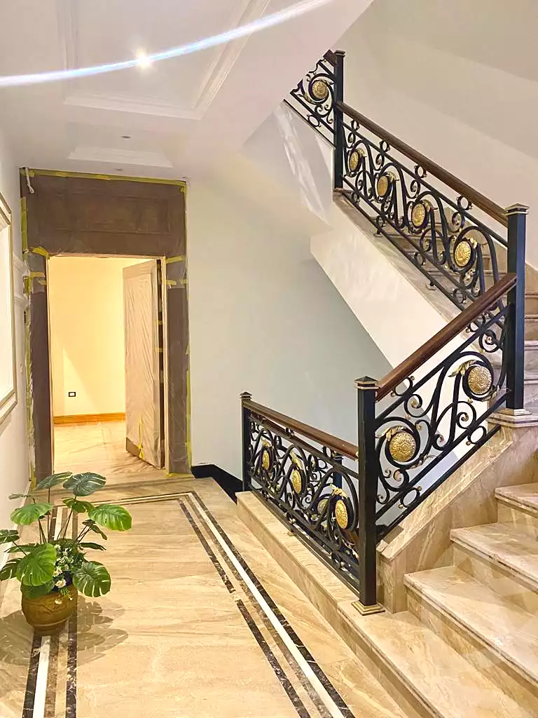 https://aqarmap.com.eg/ar/listing/6658815-for-sale-alexandria-kafr-abdo-khaleel-basha-st