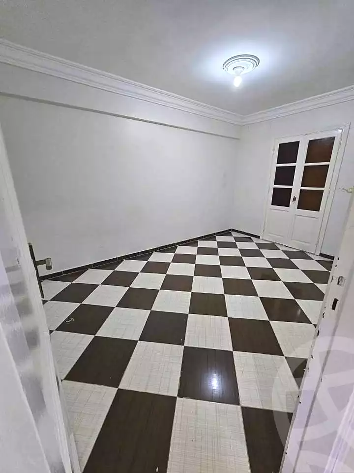 https://aqarmap.com.eg/ar/listing/6659137-for-sale-alexandria-el-asafra-l-sfr-bhry