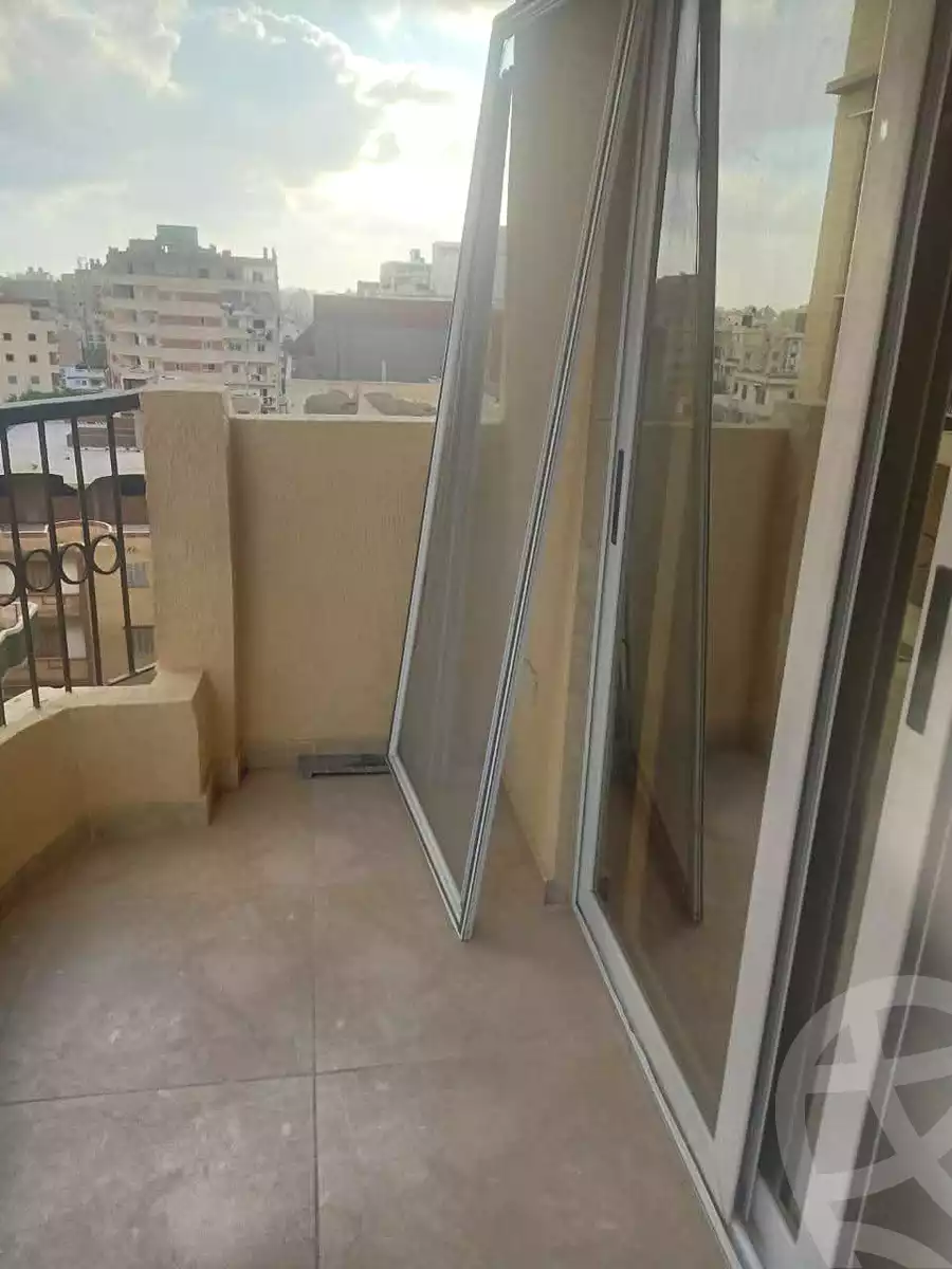 https://aqarmap.com.eg/ar/listing/6659289-for-sale-alexandria-l-jmy-l-jmy-lbhry-abd-el-hameed-radwan-st