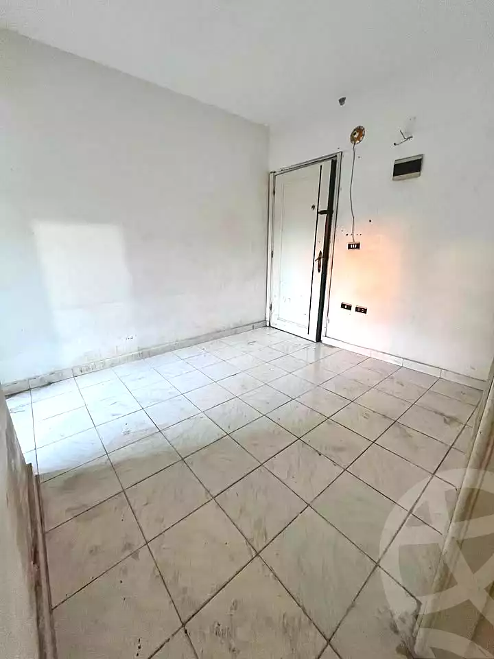 https://aqarmap.com.eg/ar/listing/6659647-for-sale-alexandria-l-jmy-lbytsh-waheed-sabir-st
