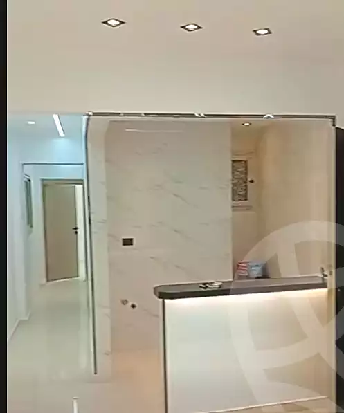 https://aqarmap.com.eg/ar/listing/6659746-for-sale-alexandria-sydy-bshr-sydy-bshr-bhry-mohamed-el-srafi-st.