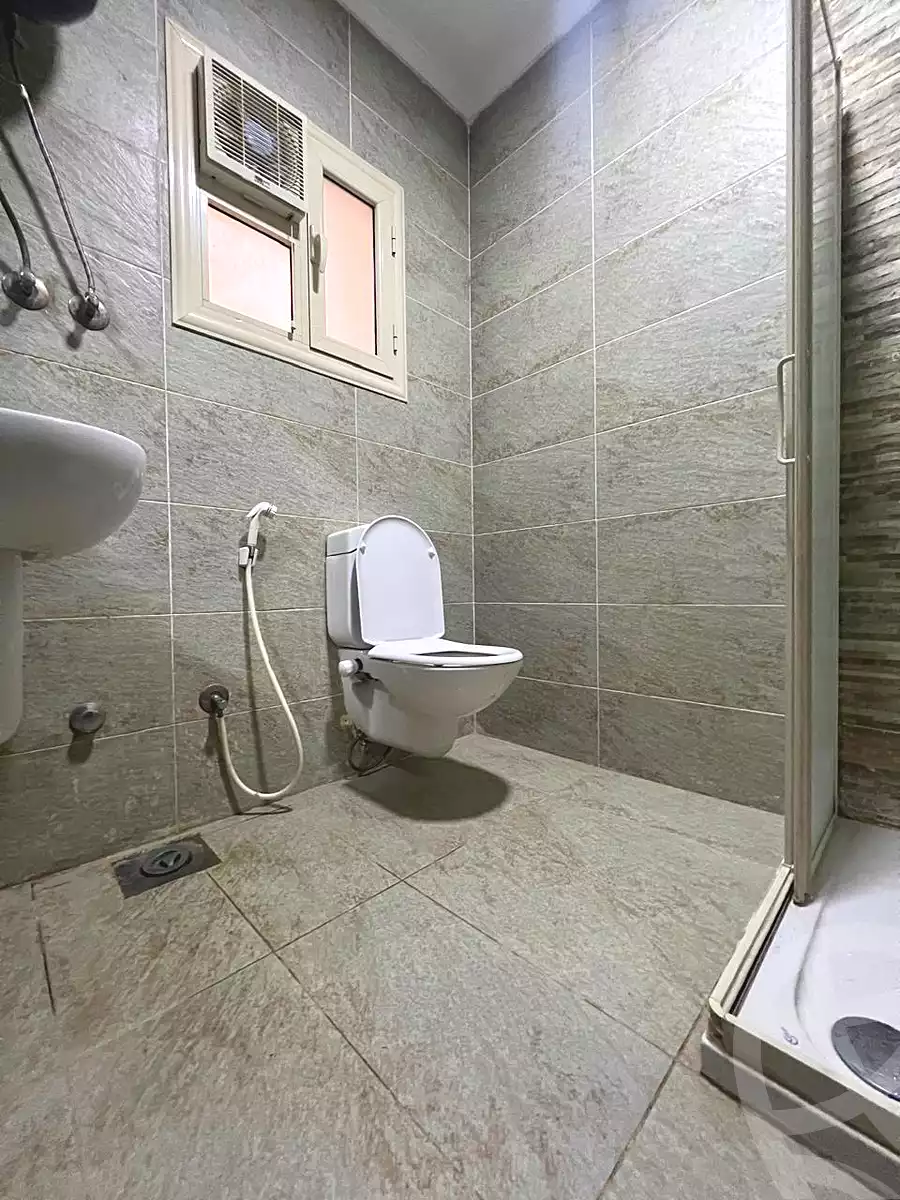 https://aqarmap.com.eg/en/listing/6659763-for-rent-cairo-6th-of-october-compounds-jrdyny-lshms