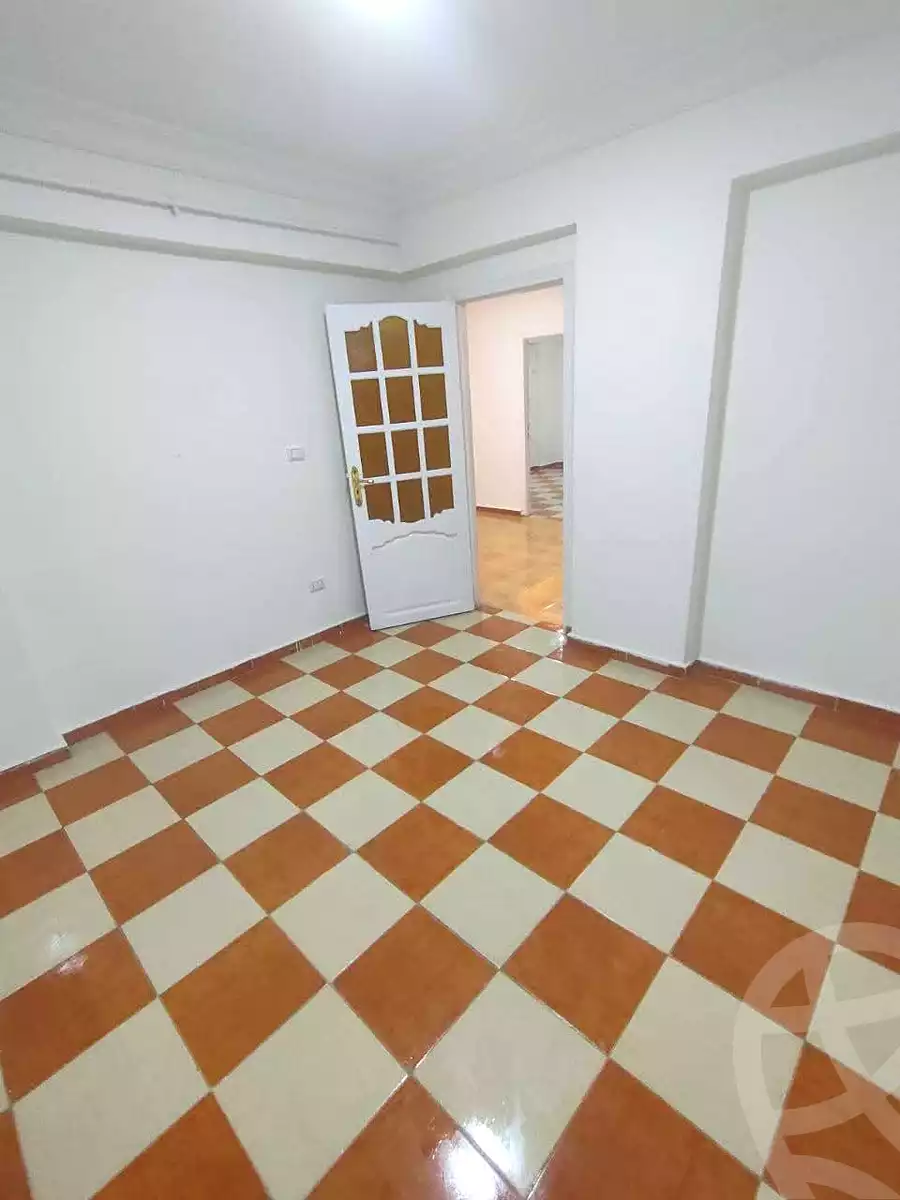 https://aqarmap.com.eg/ar/listing/6659810-for-sale-alexandria-lsywf-el-falki