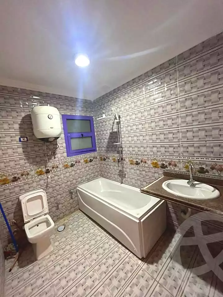 https://aqarmap.com.eg/ar/listing/6660056-for-sale-alexandria-l-jmy-lbytsh-ain-shams-st