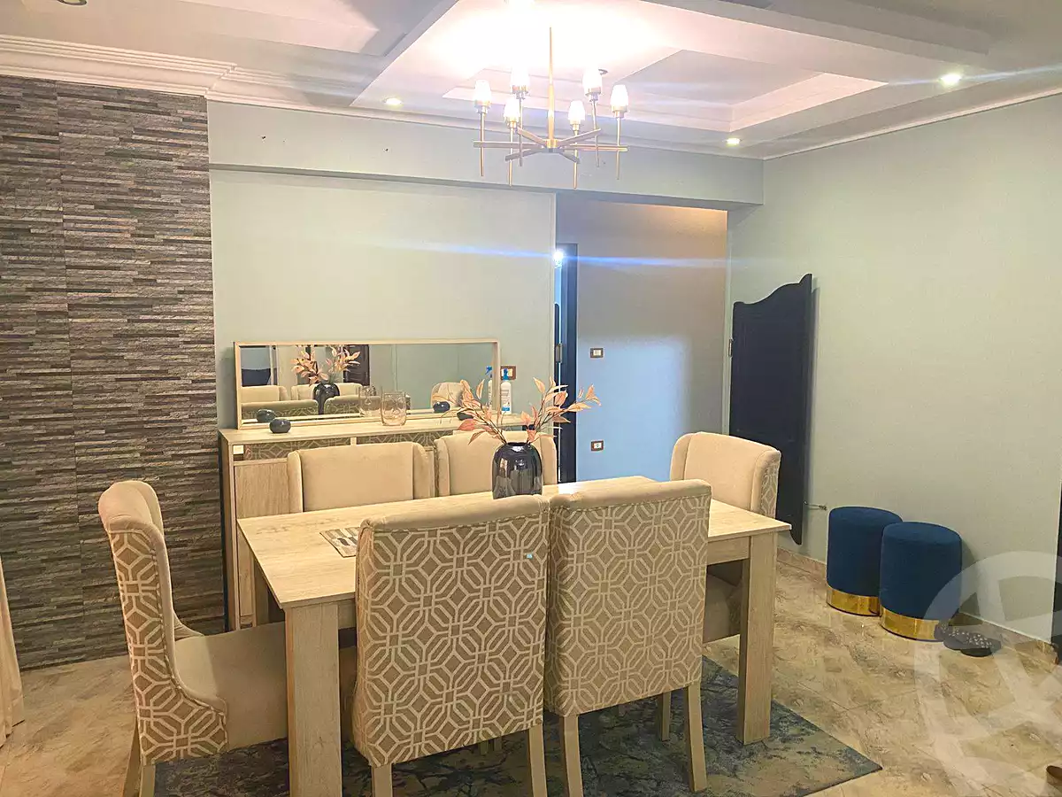 https://aqarmap.com.eg/ar/listing/6660091-for-sale-cairo-helwan-helwan-el-sharkeya-mostafa-safwat-st
