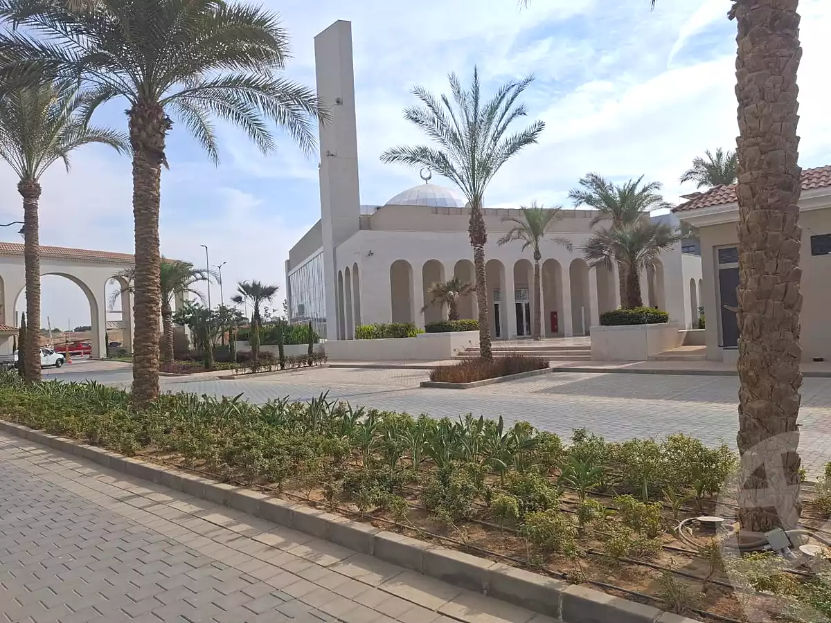https://aqarmap.com.eg/ar/listing/6660193-for-sale-cairo-el-sheikh-zayed-city-compounds-kmbwnd-fyldj-wyst-dr-llttwyr