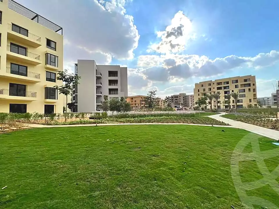 https://aqarmap.com.eg/ar/listing/6660302-for-sale-cairo-6th-of-october-hadaeq-october-kmbwnd-fy-hdyq-ktwbr-o-west-tulwa-o-west