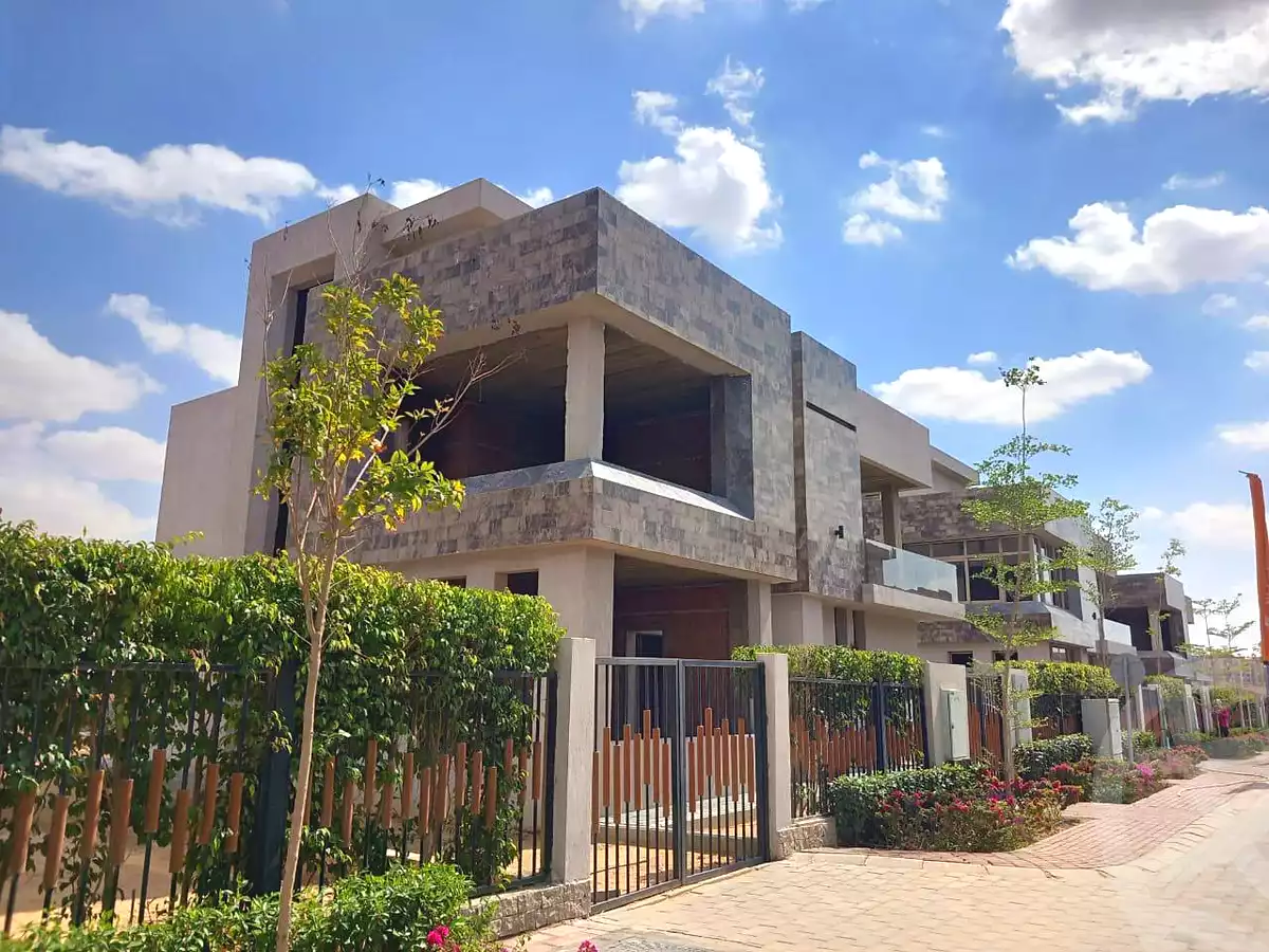https://aqarmap.com.eg/ar/listing/6660621-for-sale-cairo-6th-of-october-hadaeq-october-kmbwnd-fy-hdyq-ktwbr-sun-capital