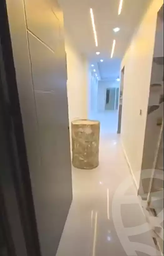 https://aqarmap.com.eg/ar/listing/6660784-for-sale-cairo-nozha-2-el-khamseen-st