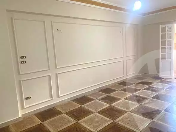 https://aqarmap.com.eg/ar/listing/6661152-for-sale-alexandria-sydy-bshr-sydy-bshr-bhry-gamal-abd-el-nasir-st