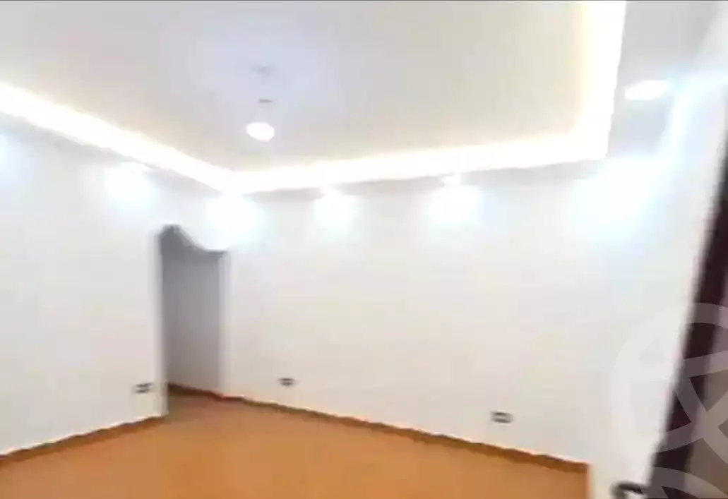 https://aqarmap.com.eg/ar/listing/6661655-for-sale-alexandria-l-jmy-lbytsh-bianchiii-el-arbaeen-st