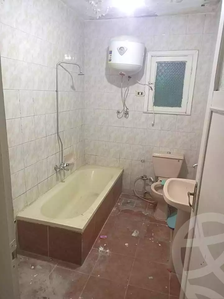 https://aqarmap.com.eg/ar/listing/6661967-for-sale-alexandria-sydy-bshr-sydy-bshr-bhry-gamal-abd-el-nasir-st