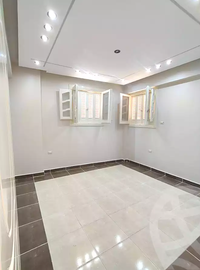 https://aqarmap.com.eg/ar/listing/6662341-for-sale-alexandria-sydy-bshr-sydy-bshr-bhry-khalil-hamada-st