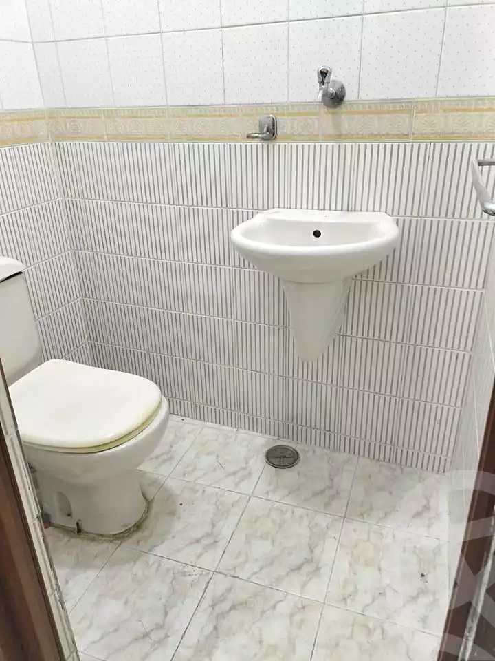 https://aqarmap.com.eg/ar/listing/6662409-for-sale-alexandria-tharwat