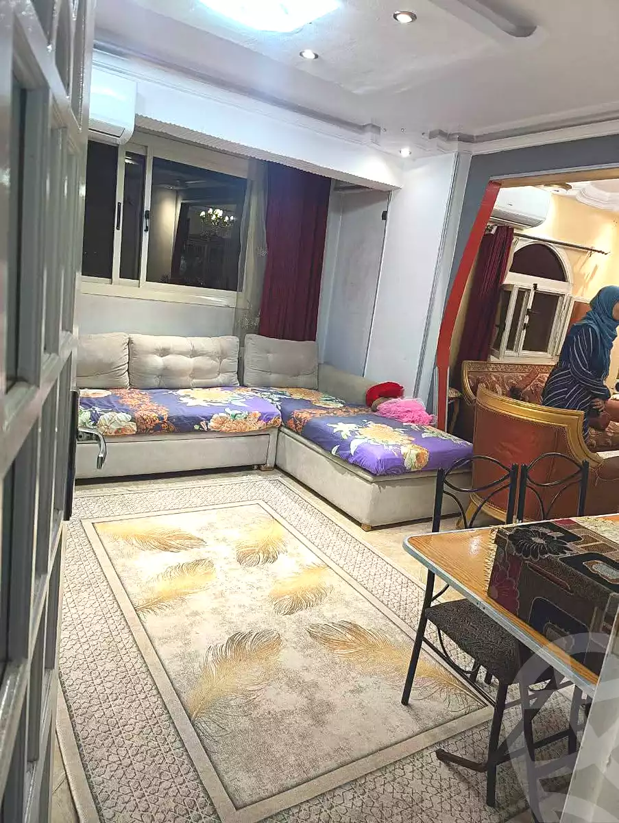 https://aqarmap.com.eg/ar/listing/6662427-for-sale-cairo-helwan-zou-el-fekar-basha-st