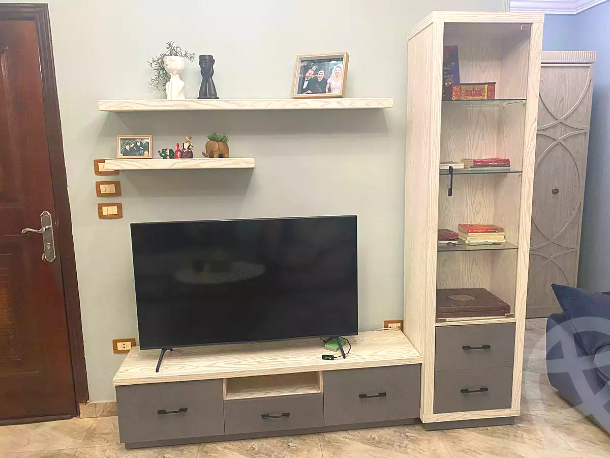 https://aqarmap.com.eg/en/listing/6662729-for-sale-cairo-helwan-helwan-el-sharkeya-ryad-pasha-st