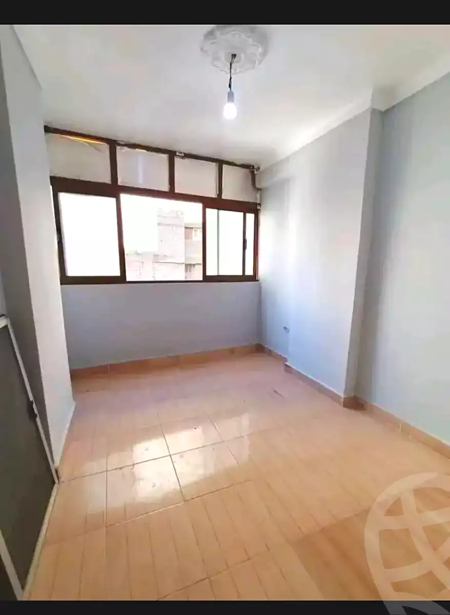 https://aqarmap.com.eg/ar/listing/6662819-for-sale-alexandria-lsywf-el-falki
