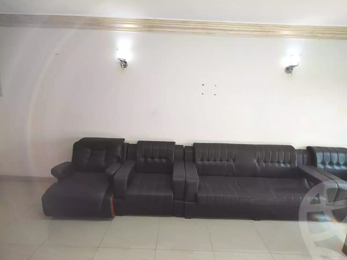 https://aqarmap.com.eg/en/listing/6663082-for-rent-cairo-downtown-tl-t-hrb