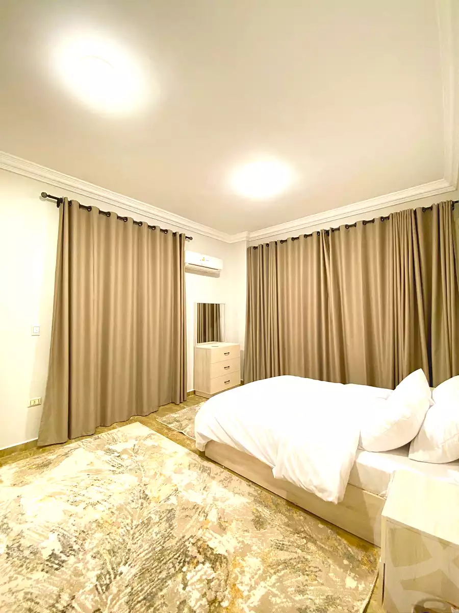 https://aqarmap.com.eg/ar/listing/6663137-for-rent-cairo-new-cairo-compounds-el-mostashareen-compound