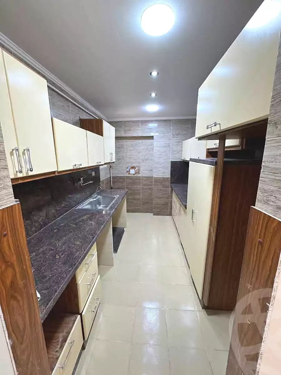 https://aqarmap.com.eg/ar/listing/6663234-for-sale-alexandria-el-asafra-l-sfr-bhry-edrees-st