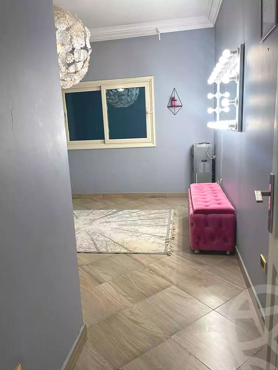 https://aqarmap.com.eg/en/listing/6663684-for-sale-cairo-new-cairo-compounds-kmbwnd-lnkhyl