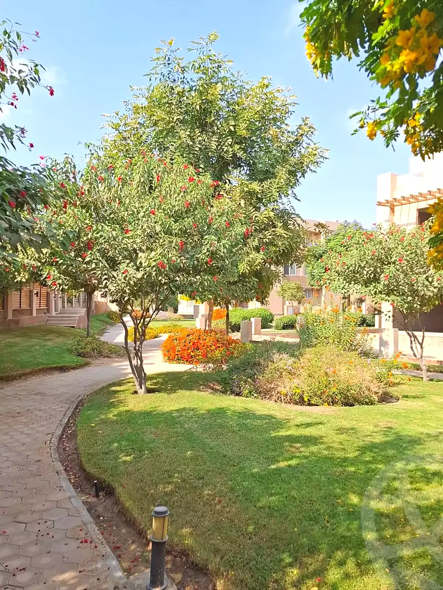 https://aqarmap.com.eg/en/listing/6664007-for-sale-cairo-6th-of-october-compounds-rayos