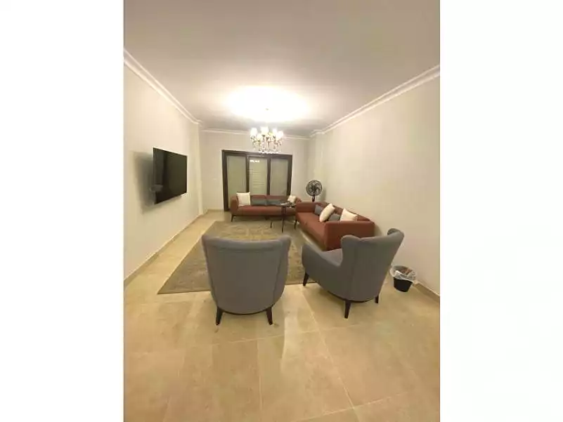 https://aqarmap.com.eg/ar/listing/6664353-for-rent-cairo-new-cairo-compounds-fifth-square