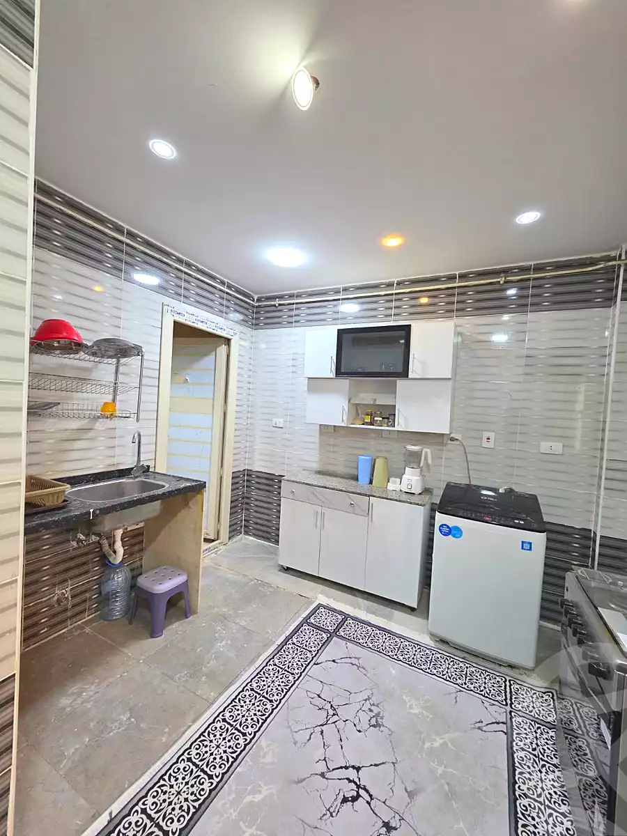 https://aqarmap.com.eg/en/listing/6664495-for-rent-cairo-6th-of-october-el-ahyaa-neighborhood-2nd-divided-from-al-kafrawei-st