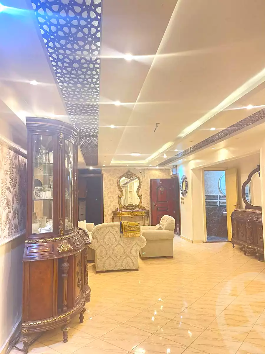https://aqarmap.com.eg/en/listing/6664850-for-sale-alexandria-camp-cesar-el-gaish-rd