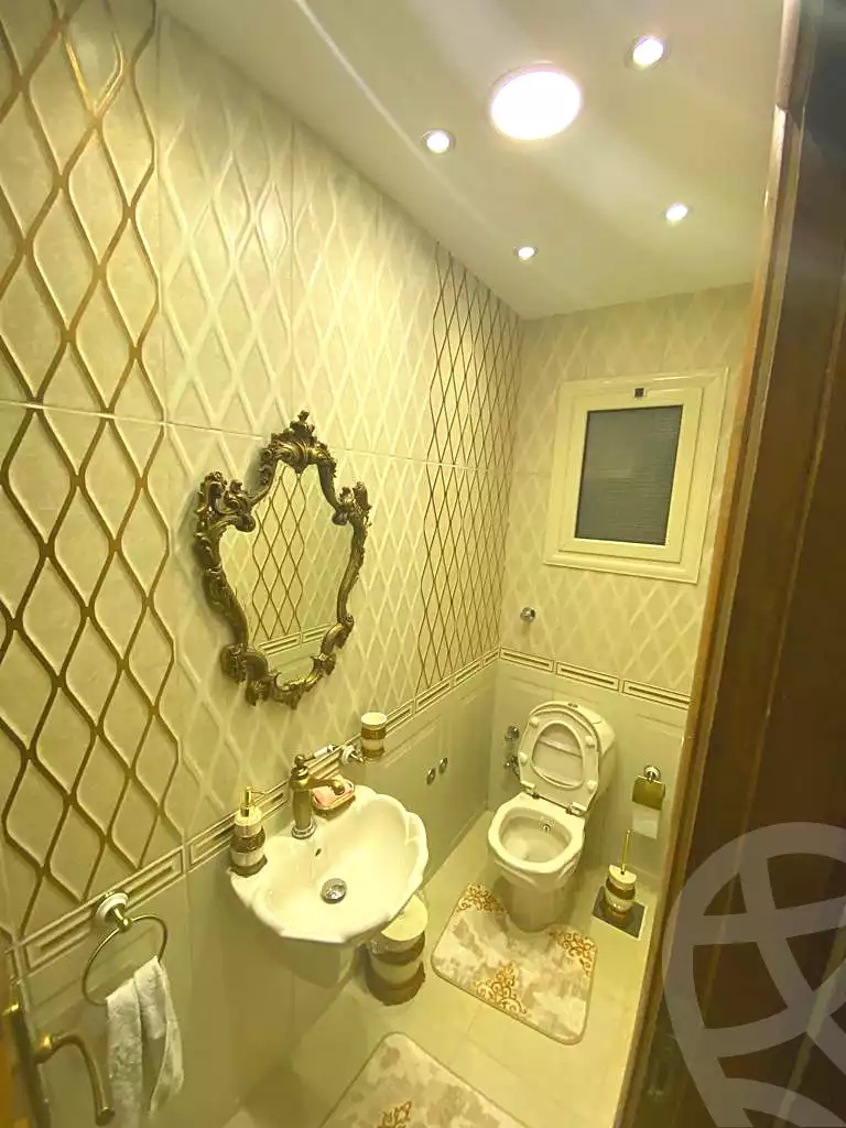 https://aqarmap.com.eg/ar/listing/6665063-for-sale-alexandria-smouha-street-303